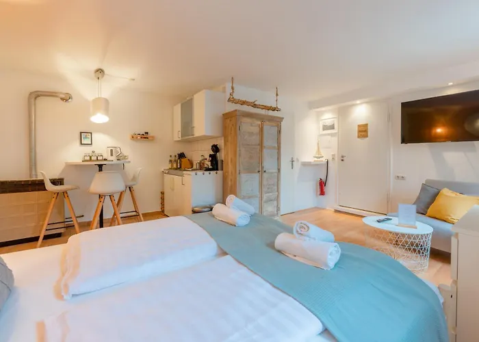 Stay Awesome - Sophienstraße Apartment im Zentrum und Netflix